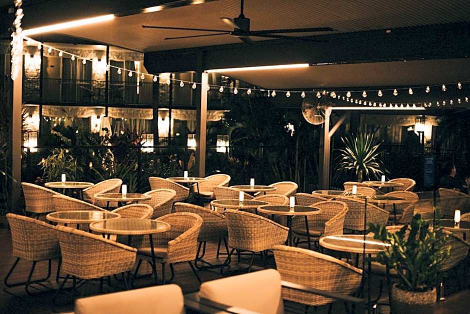 Mantra Club Croc Airlie Beach