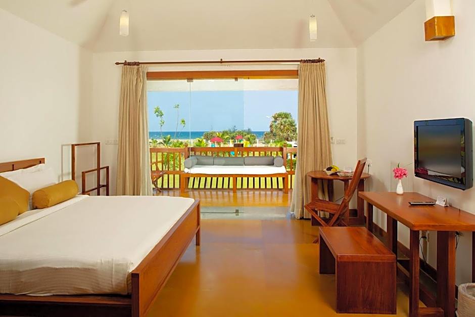 Photo 1 of 5 of Deluxe 1 King Bed