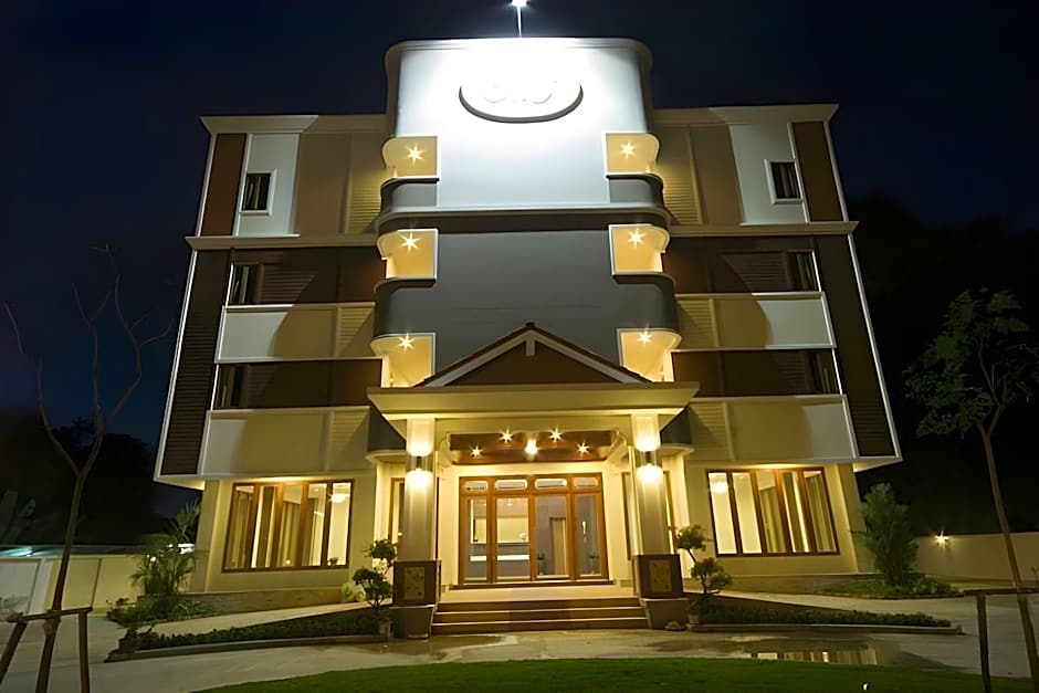 Mei Zhou Phuket Hotel - SHA Plus