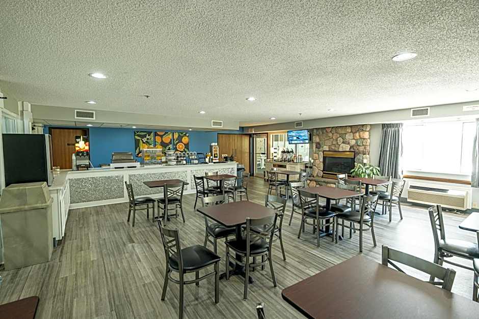 Dunes Express Inn and Suites