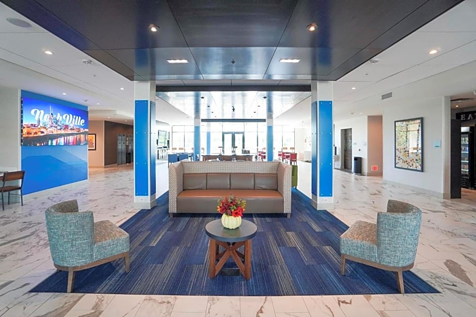 Holiday Inn Express & Suites Franklin - Berry Farms By IHG