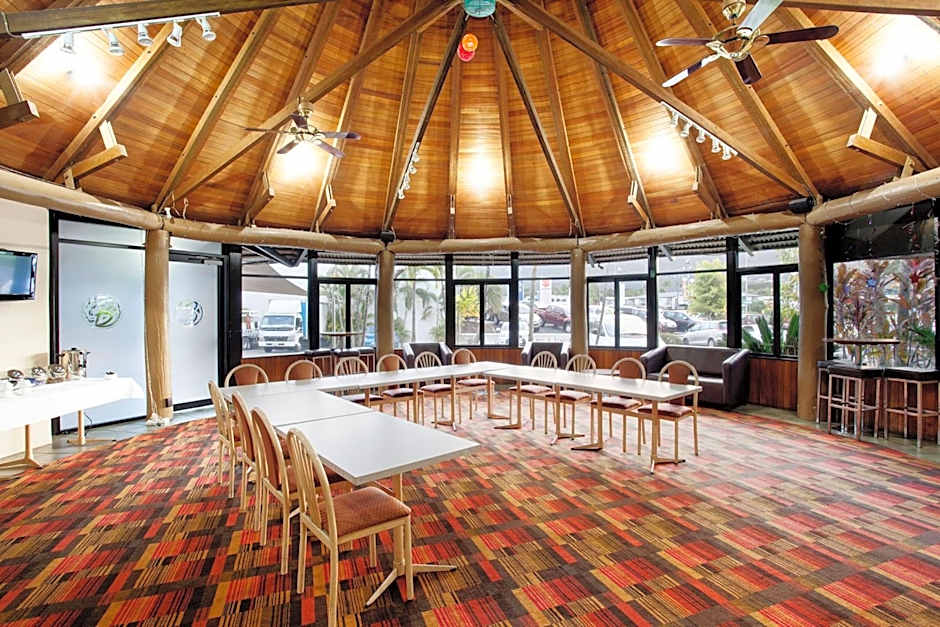 Nightcap At Balaclava Hotel