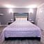 Travelodge Inn & Suites by Wyndham West Covina