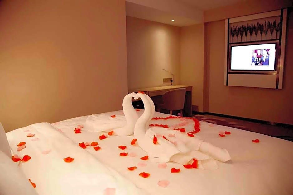 Lavande Hotel Fuxin San Yi Ba Park Branch
