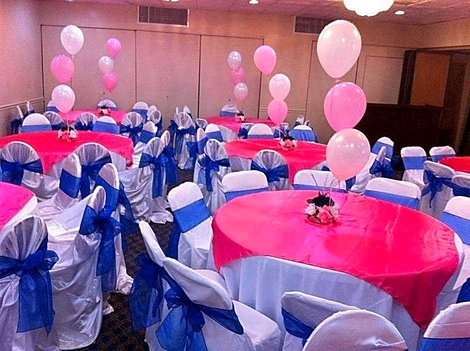 NORTHEAST GARDEN INN.