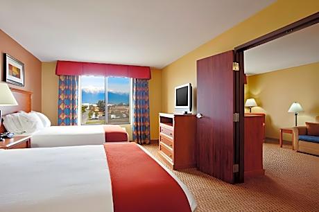 Suite with Two Queen Beds