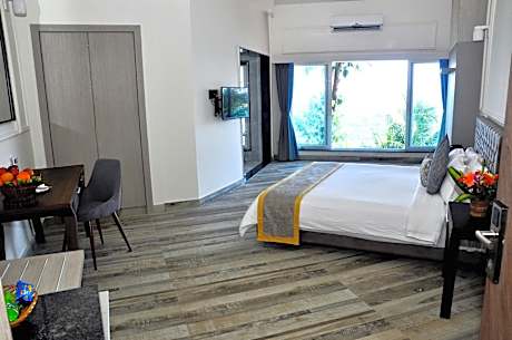 Quadruple Room with Sea View