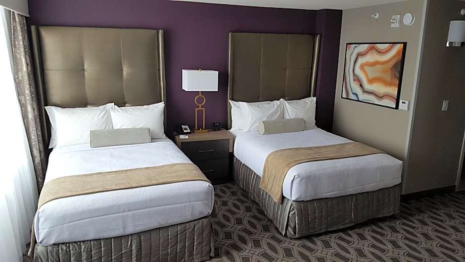 Crowne Plaza Saddlebrook By IHG