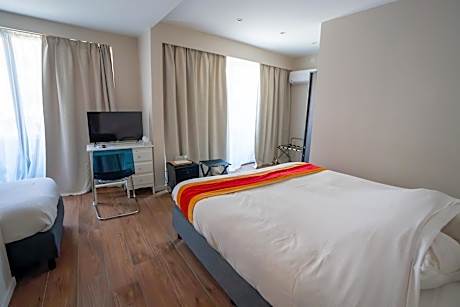 Large Double Room