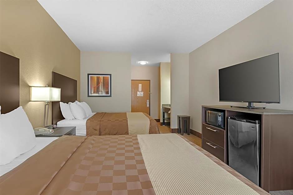 Best Western Teal Lake Inn