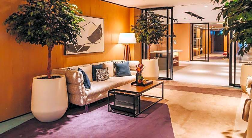 Vida Dubai Marina & Yacht Club