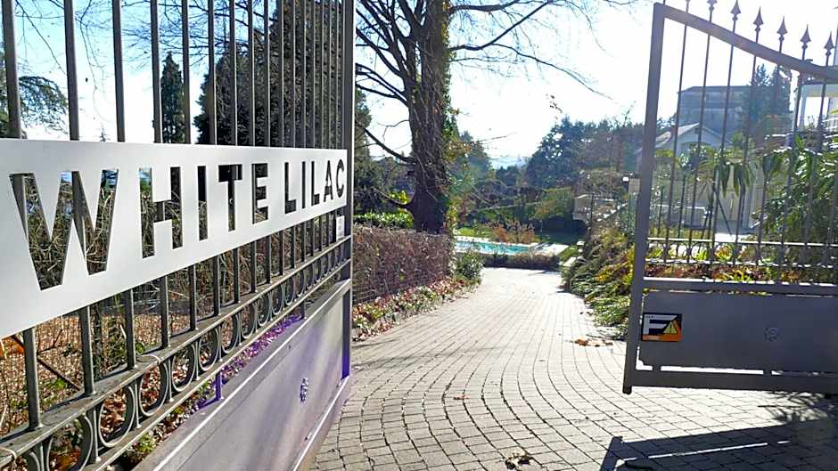 White Lilac Romantic B&B - Adults only