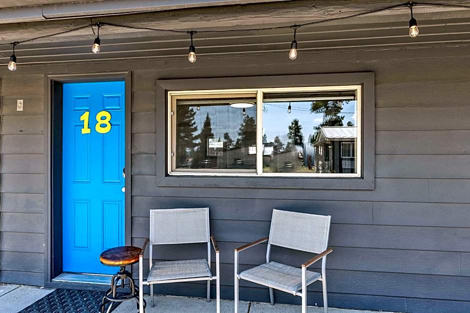 Lazy Duck Inn