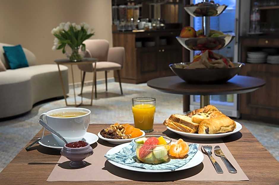 Hotel Mercure Paris Suresnes Longchamp