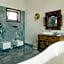 Tikitam Palms Boutique Hotel