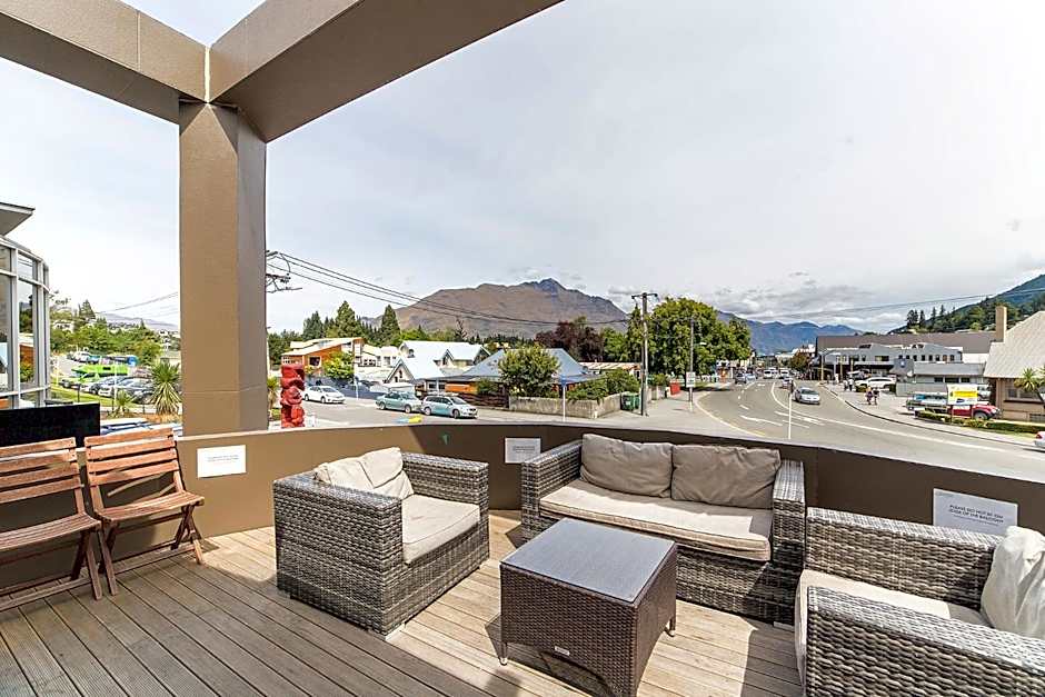 Tahuna Pod Hostel