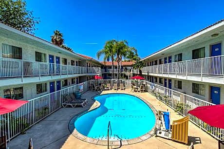 Motel 6-Rowland Heights, CA - Los Angeles - Pomona