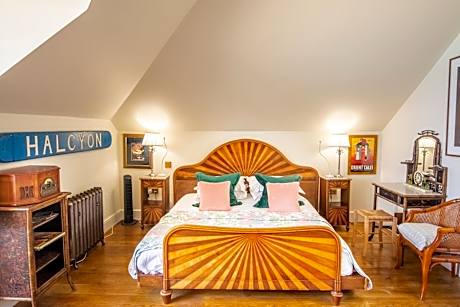 King Room with Sea View - Pet Friendly