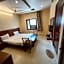 Hotel Raghav Palace