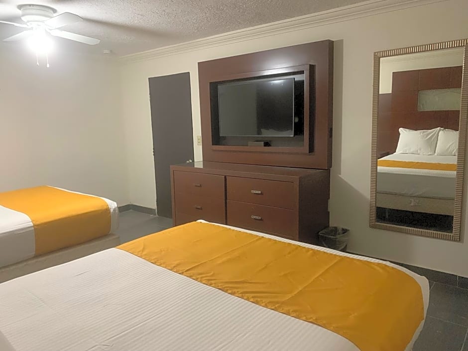 Hotel Los Arcos