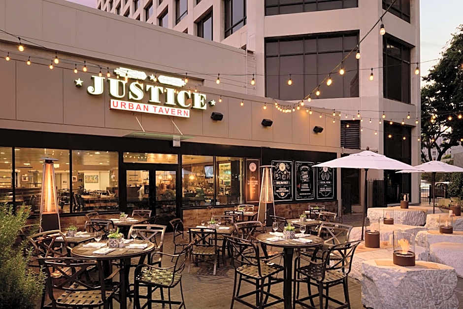 DoubleTree By Hilton Los Angeles Downtown