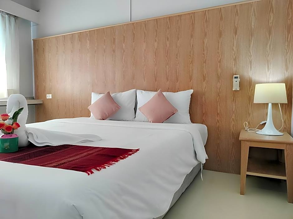 S2S Queen Trang Hotel