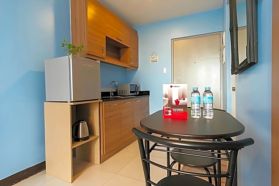 RedDoorz Plus at Kamuning Quezon City