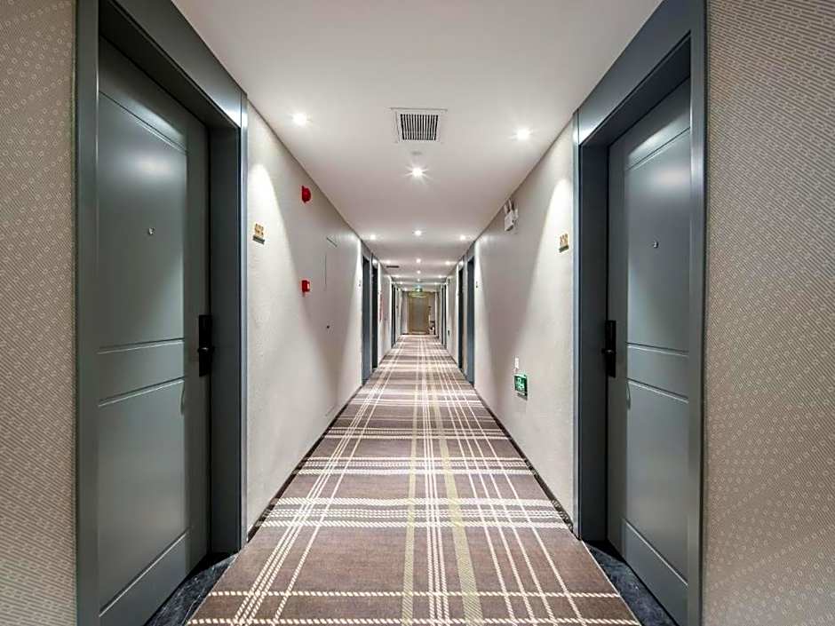 City Comfort Premier Hotel Qinzhou Lingshan Traditional Chinese Medicine Hospital Gymnasium