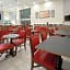 Holiday Inn Express Seattle - Sea-Tac Airport By IHG
