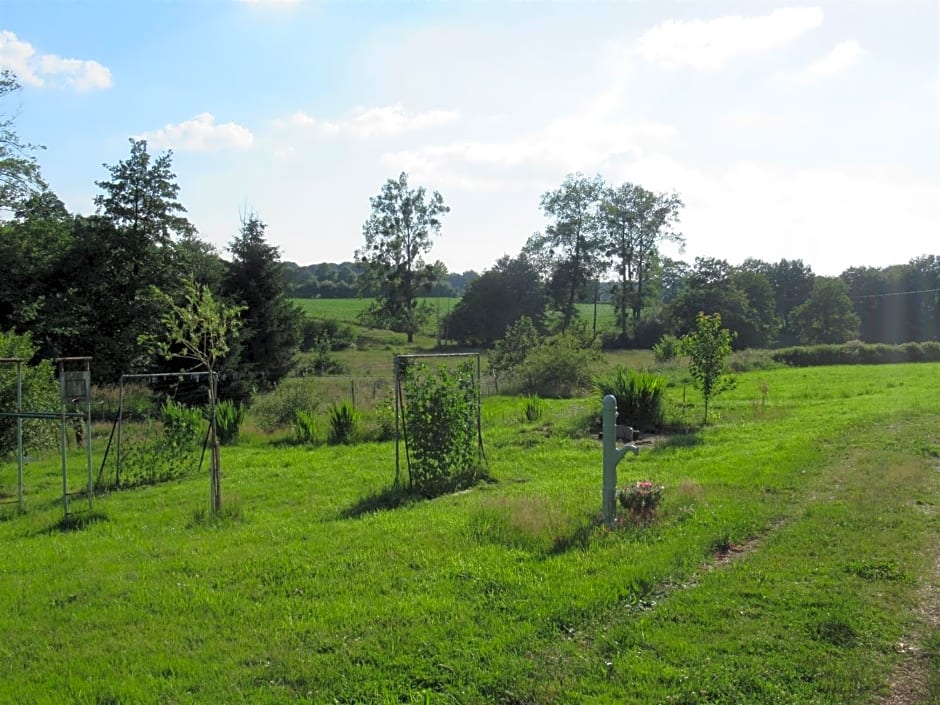 L'Oisiveraie - Ecolieu dans le bocage normand