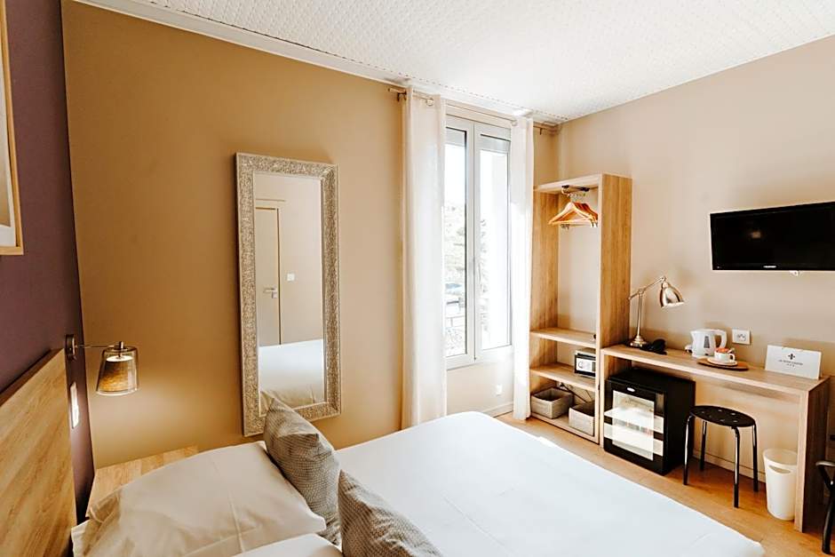 Hôtel Le Petit Castel