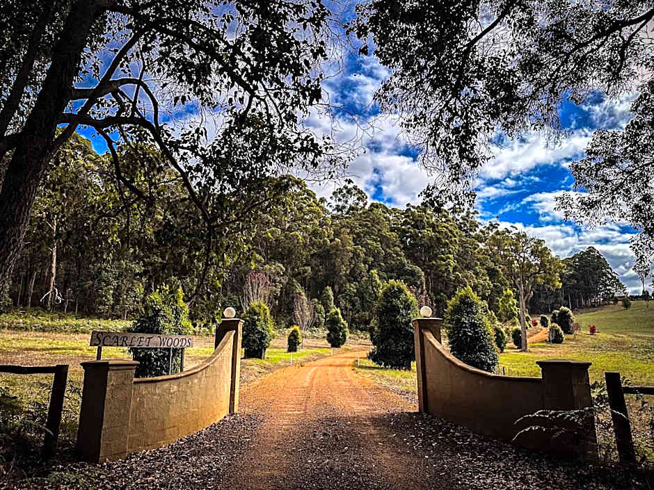 Scarlet Woods Chalets