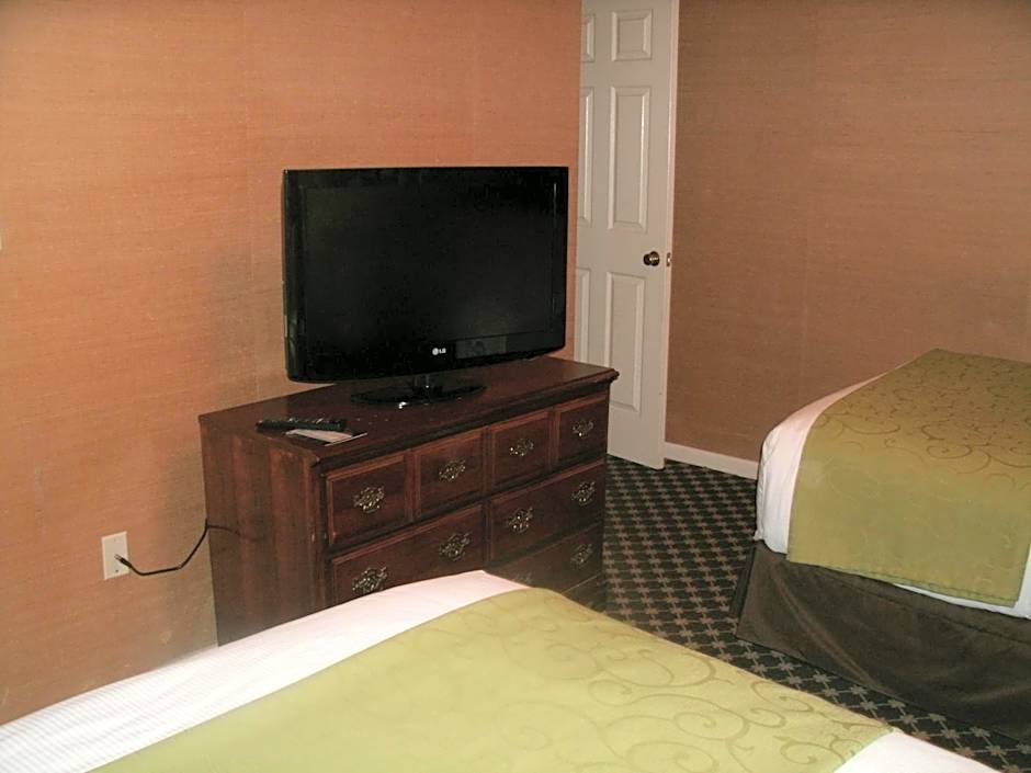 Merry Acres Inn
