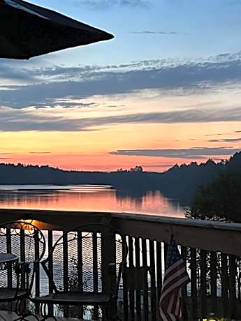 Sure Game Wilderness Resort