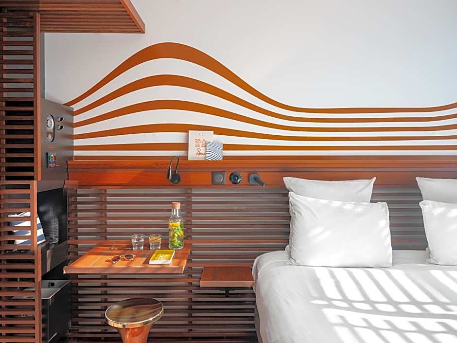 Hotel OFF Paris Seine