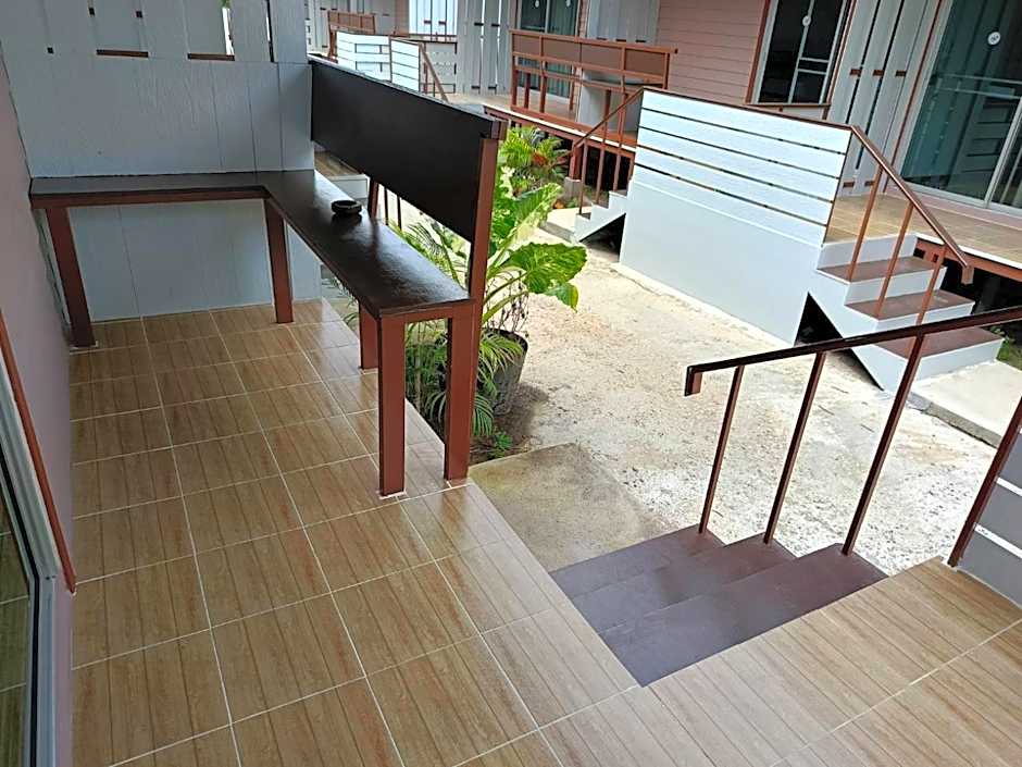 Lovely Paradise Phangan Hotel