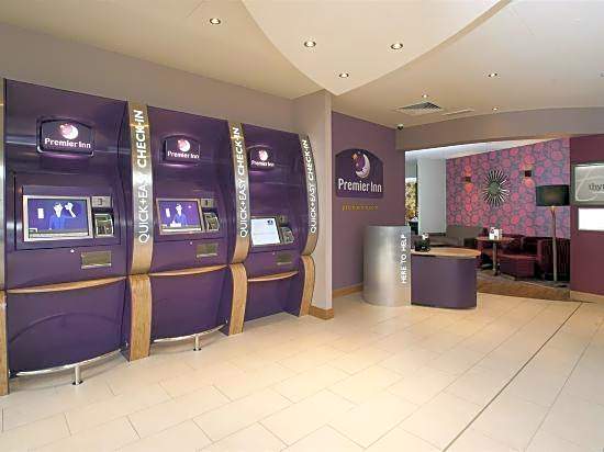 Premier Inn Belfast City Cathedral Quarter