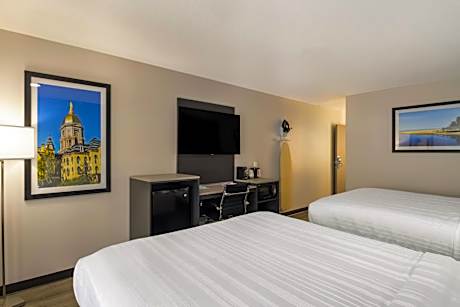 Queen Room with Two Queen Beds - Non-Smoking