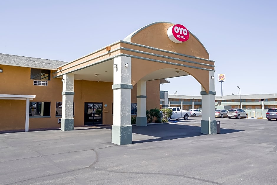 OYO Hotel Eloy/ Casa Grande near I-10