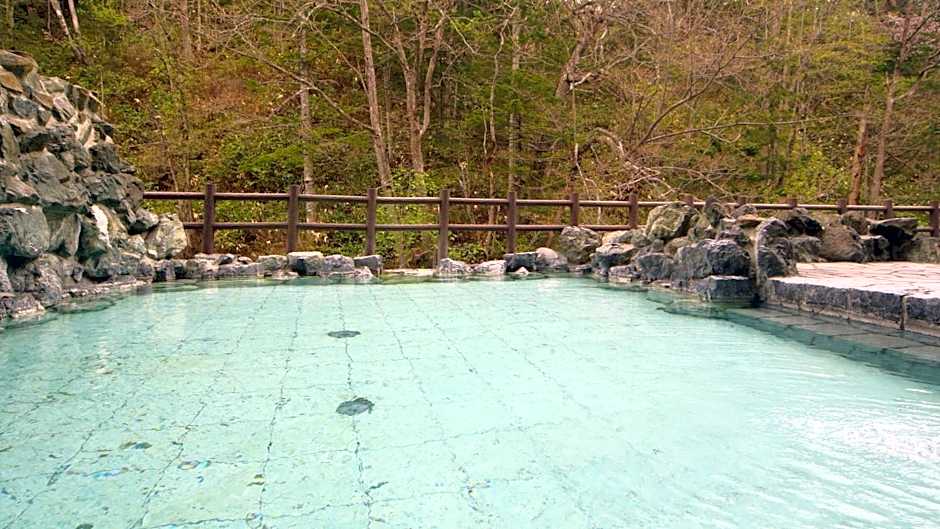 Tomuraushionsen Higashi Taisetsuso