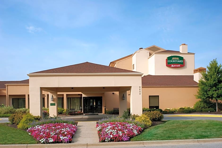 Courtyard by Marriott Indianapolis Airport