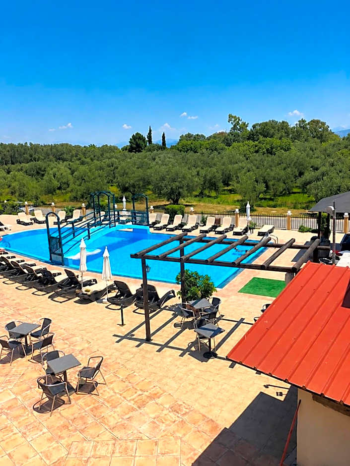 Nikos Villas - Poolside Getaways in Kavos, Corfu
