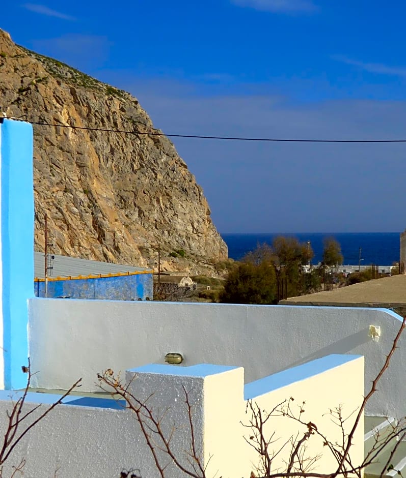 Anna Maria Rooms Santorini