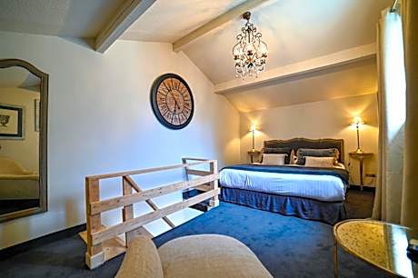 Duplex Room