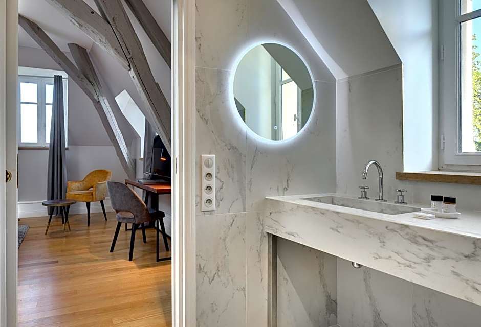 Alexandra Palace - La Maison Younan