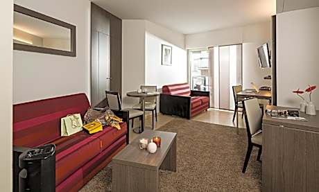 Family Apartment (6 Adults)