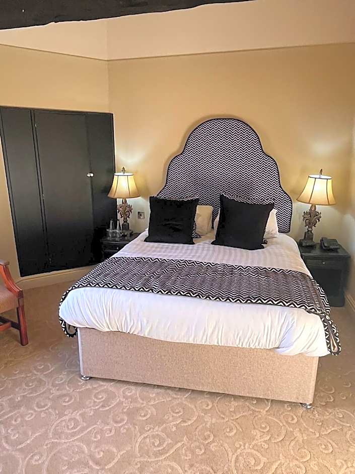 Ye Olde Bell Hotel & Spa