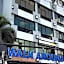 Walk Around Hotel