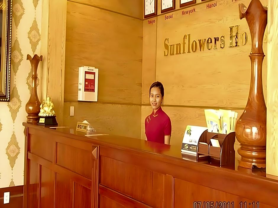Sunflowers Hotel Airport 