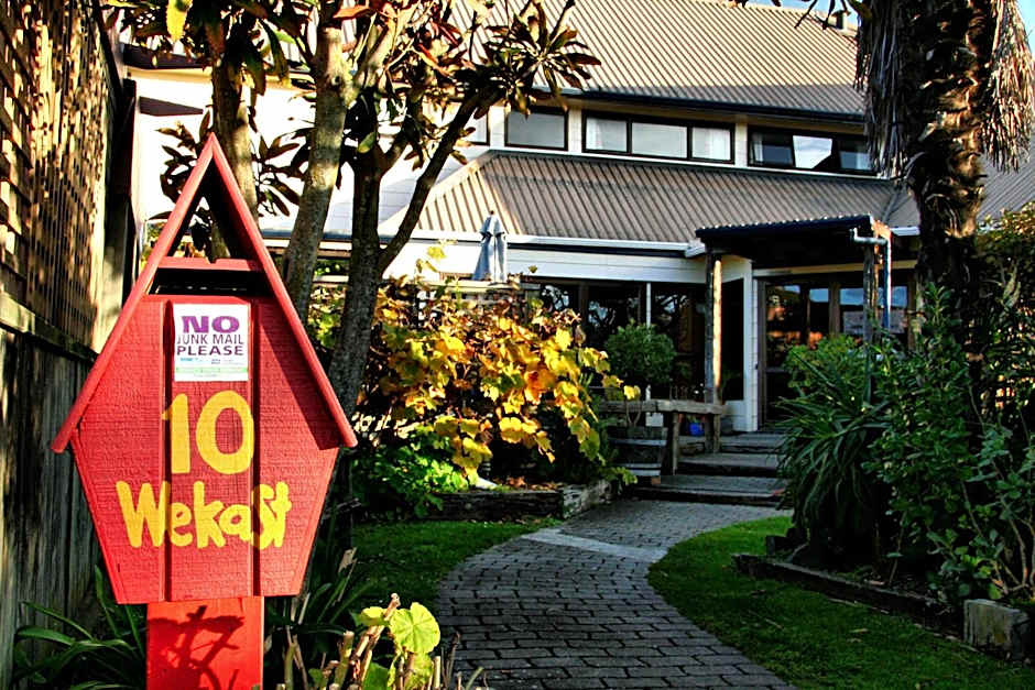 Tasman Bay Backpackers